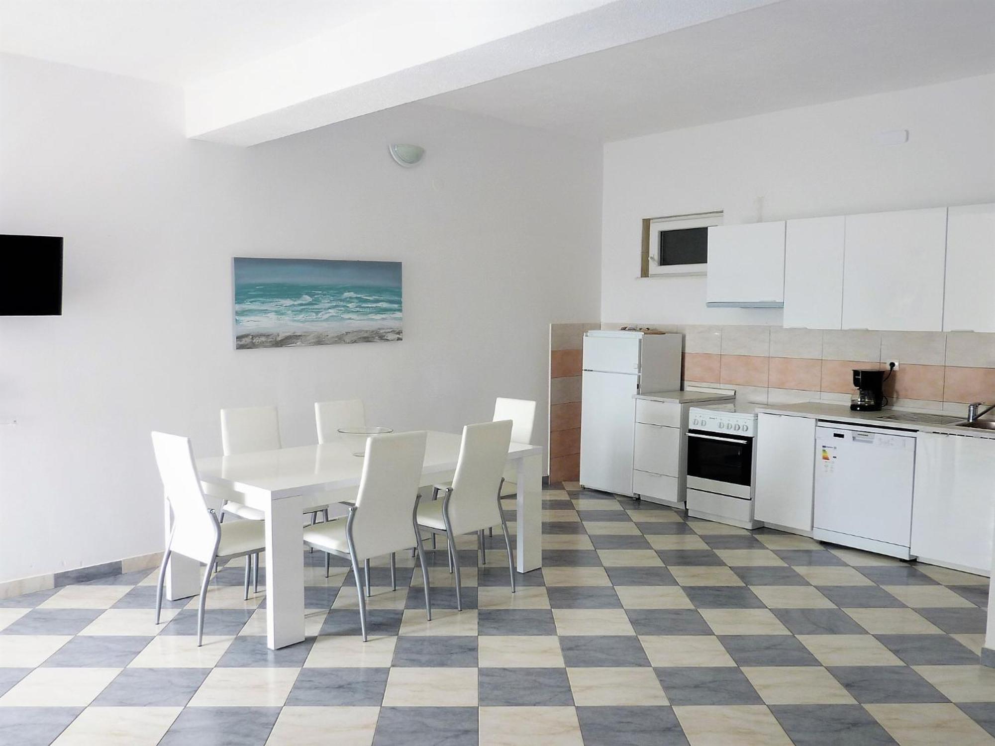 Apartment Stone *